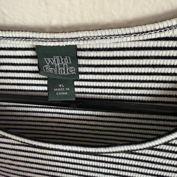 Wild Fable Black and White Striped Crop top - Picture 3 of 4